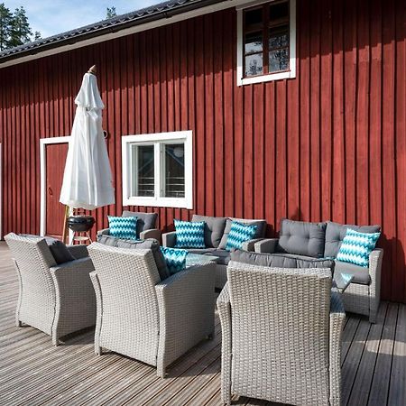 Villa Bjoerkbo, Old Farm With Modern Conveniences Sarkilahti Exterior foto